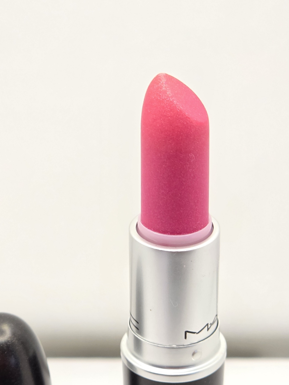 DISCONTINUED MAC LUSTRE LIPSTICK- "MILAN MODE" **NWOB** - Picture 3 of 6